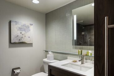 هتل Hilton Columbus Downtown