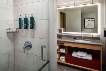 هتل Hilton Columbus Downtown