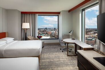 هتل Hilton Columbus Downtown