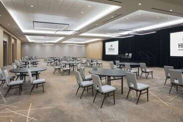 هتل Hilton Columbus Downtown