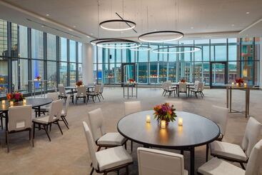 هتل Hilton Columbus Downtown