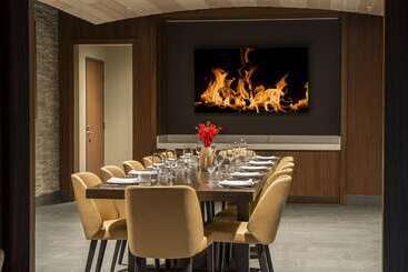 هتل Hilton Columbus Downtown