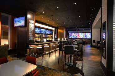 هتل Hilton Columbus Downtown