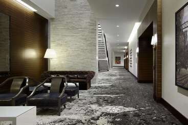 هتل Hilton Columbus Downtown