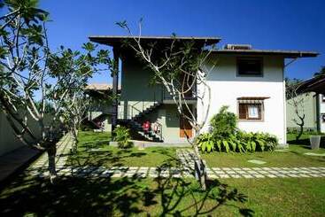 هتل Kamili Beach Villa, Kalutara