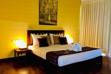 هتل Kamili Beach Villa, Kalutara