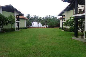 هتل Kamili Beach Villa, Kalutara