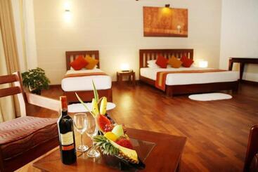 هتل Kamili Beach Villa, Kalutara
