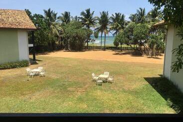 هتل Kamili Beach Villa, Kalutara