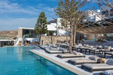 هتل Myconian Utopia Relais & Chateaux