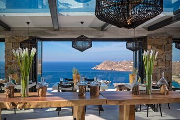 هتل Myconian Utopia Relais & Chateaux