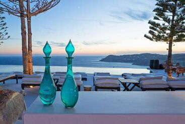 هتل Myconian Utopia Relais & Chateaux