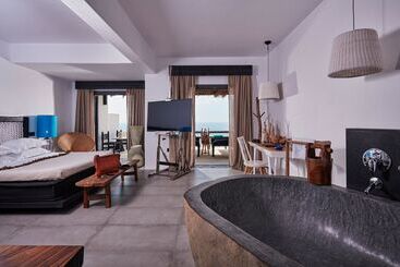 هتل Myconian Utopia Relais & Chateaux