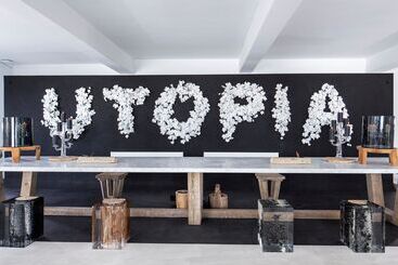هتل Myconian Utopia Relais & Chateaux
