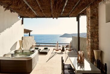 هتل Myconian Utopia Relais & Chateaux