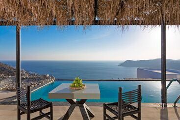هتل Myconian Utopia Relais & Chateaux