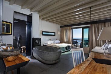 هتل Myconian Utopia Relais & Chateaux
