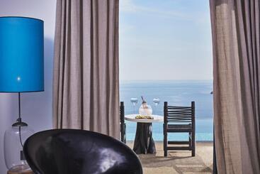 هتل Myconian Utopia Relais & Chateaux