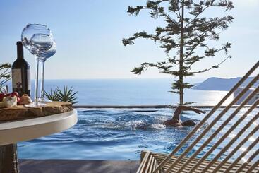 هتل Myconian Utopia Relais & Chateaux
