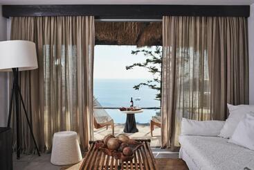 هتل Myconian Utopia Relais & Chateaux