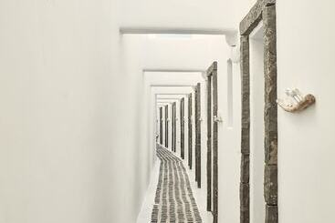 هتل Myconian Utopia Relais & Chateaux