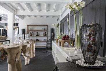 هتل Myconian Utopia Relais & Chateaux