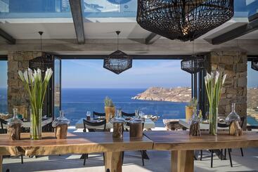 هتل Myconian Utopia Relais & Chateaux