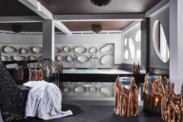 هتل Myconian Utopia Relais & Chateaux