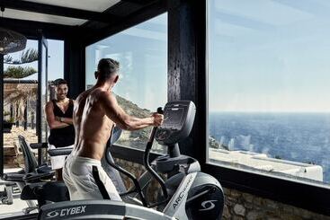 هتل Myconian Utopia Relais & Chateaux