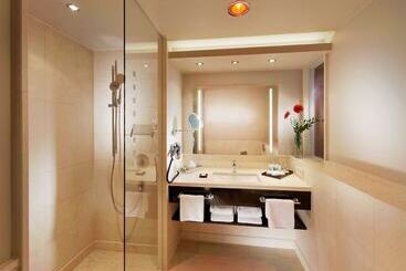 Parkhotel Stuttgart Messe Airport