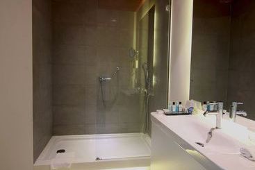 هتل Radisson Blu Mersin