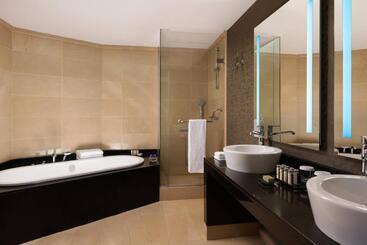 هتل Renaissance By Sulo