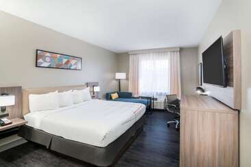 La Quinta By Wyndham Montgomery