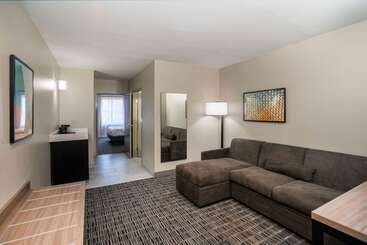 La Quinta By Wyndham Montgomery