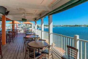 استراحتگاه Matanzas Inn