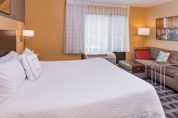 هتل آپارتمان Towneplace Suites Huntington