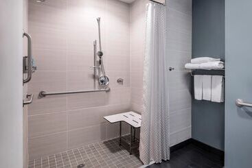 ホテル Aloft Charlotte Ballantyne
