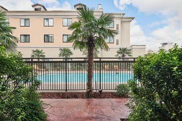 Отель Courtyard Shreveportbossier City/louisiana Boardwalk