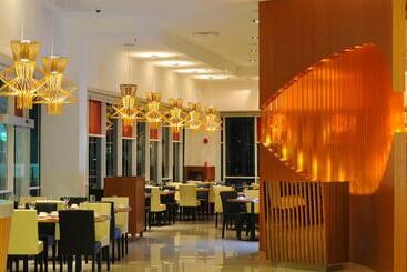 هتل Granada Johor Bahru