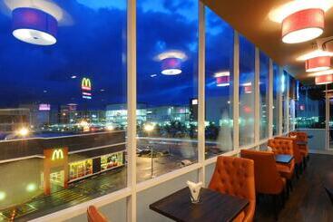هتل Granada Johor Bahru