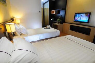 هتل Granada Johor Bahru
