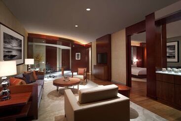 هتل Grand Hyatt Kuala Lumpur