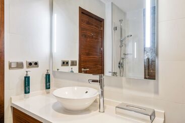 هتل Hilton Garden Inn Sevilla
