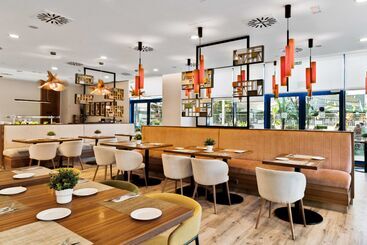 هتل Hilton Garden Inn Sevilla