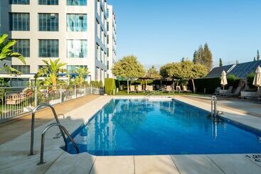 هتل Hilton Garden Inn Sevilla
