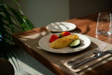 هتل Hilton Garden Inn Sevilla
