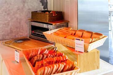 هتل Ibis Styles Roma Eur