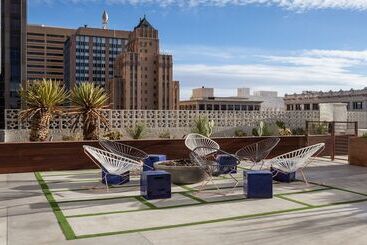 هتل Indigo El Paso Downtown, An Ihg
