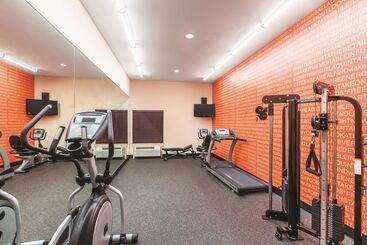 هتل La Quinta By Wyndham Houston Iah Bush Intl Airport E