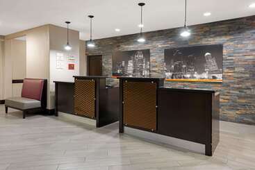 هتل La Quinta By Wyndham Houston Iah Bush Intl Airport E